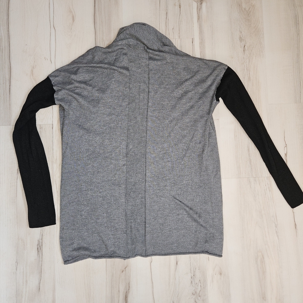 Apt. 9 Grey & Black Colorblock Open Front Cardigan Sweater Women's Small - Picture 8 of 8